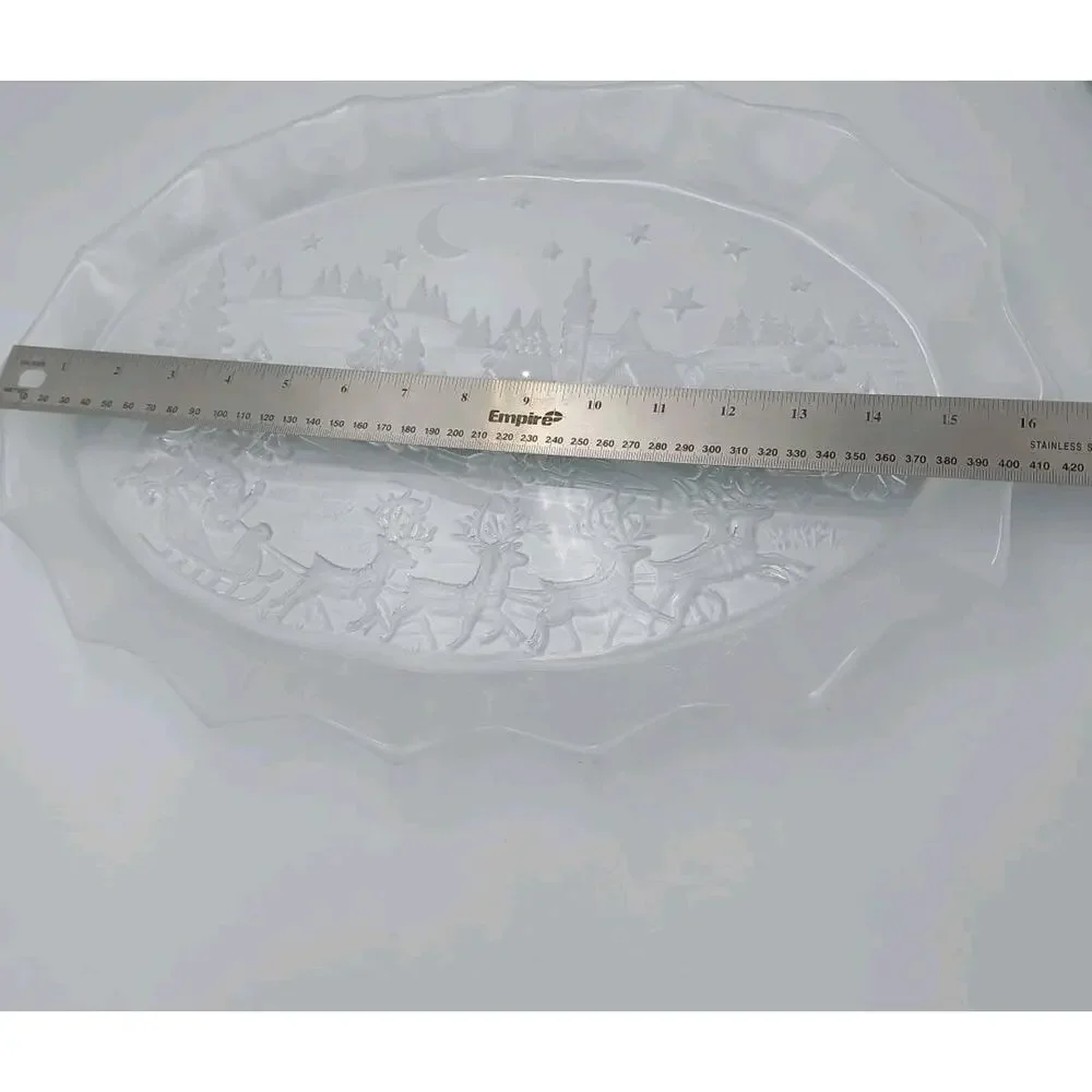 Mikasa Santa‎ And Reindeers Oval Serving Dish Platter Frosted Glass